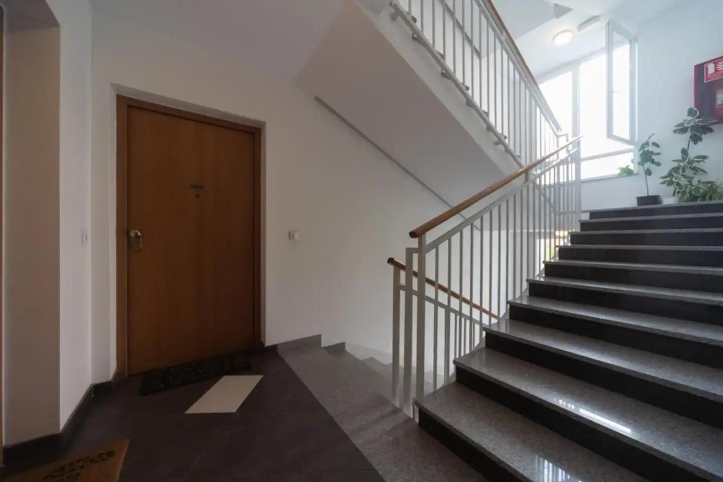 Well-Equipped Apartment With Free Parking Загреб Екстериор снимка